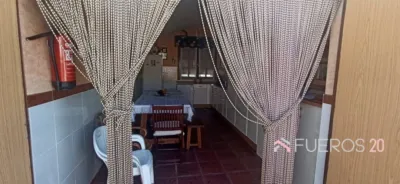 Chalet en venta en Pomar, Pomar (Medina de Pomar) de 250.000 €