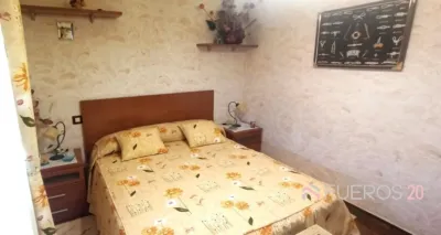 Chalet en venta en Pomar, Pomar (Medina de Pomar) de 250.000 €