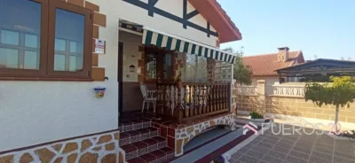 Chalet en venta en Pomar, Pomar (Medina de Pomar) de 250.000 €