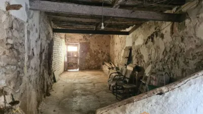 Casa en venta en Calle Constitución, 3, Velilla de Ebro de 35.000 €