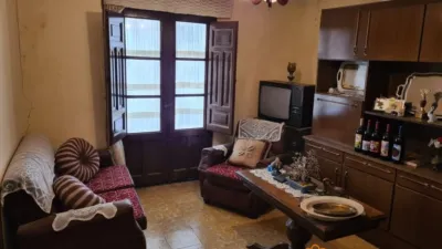 Casa en venta en Calle Constitución, 3, Velilla de Ebro de 35.000 €