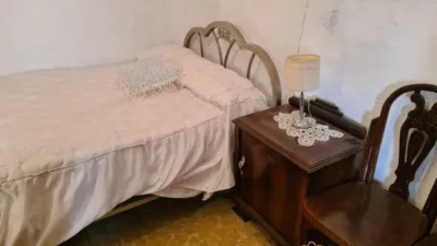 Casa en venta en Calle Constitución, 3, Velilla de Ebro de 35.000 €