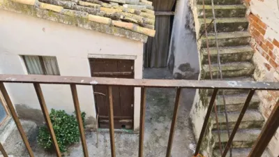 Casa en venta en Calle Constitución, 3, Velilla de Ebro de 35.000 €