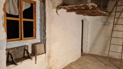 Casa en venta en Calle Constitución, 3, Velilla de Ebro de 35.000 €