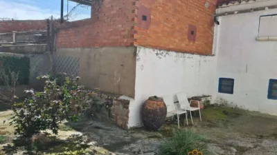 Casa en venta en Calle Calle Manqueta, Sástago de 33.000 €