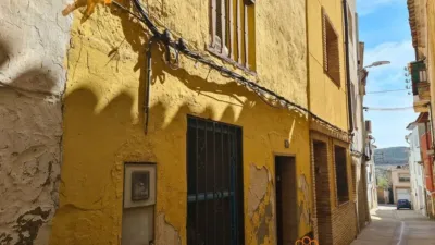 Casa en venta en Calle Calle Manqueta, Sástago de 33.000 €