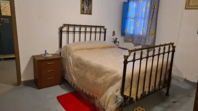 Casa en venta en Calle Calle Manqueta, Sástago de 33.000 €