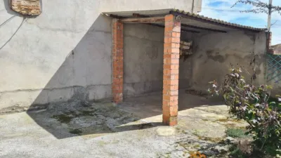 Casa en venta en Calle Calle Manqueta, Sástago de 33.000 €