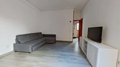 Apartamento en alquiler en Sol - Imagen 2