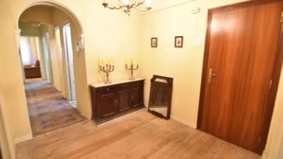 Apartment on Toribio Etxebarria Street photo 23