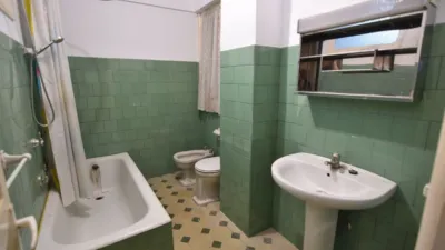 Apartment on Toribio Etxebarria Street photo 34