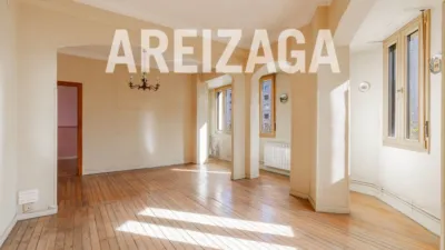 Apartment in Corner Unit, For Sale photo 2