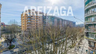 Apartment in Corner Unit, For Sale photo 4