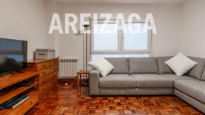 Apartment in Interior A Patio de Manzana photo 3