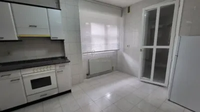 Piso en Amorebieta photo 3