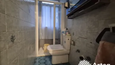 Apartment on Gregorio Uzquiano Street photo 12