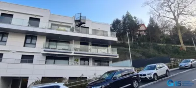 Penthouse at 21 Santio Zeharra Street photo 7