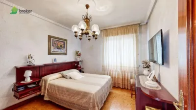 Piso en venta en Calle de San Vicente, Bagatza-San Vicente (Barakaldo) de 279.900 €