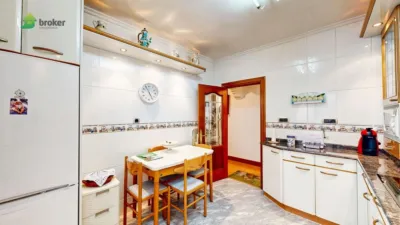 Piso en venta en Calle de San Vicente, Bagatza-San Vicente (Barakaldo) de 279.900 €