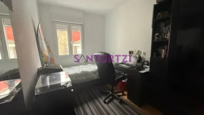 Apartment in Santurtzi's Parkea-Txitxarra photo 14