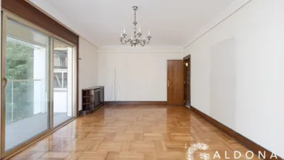 Flat on Calle de Hernani photo 6
