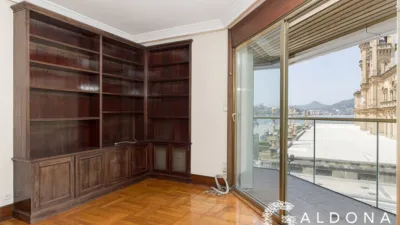 Flat on Calle de Hernani photo 7