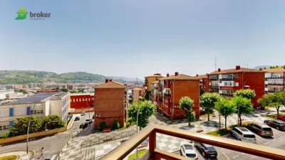 Piso en venta en Calle de Magallanes, Cruces (Barakaldo) de 310.000 €