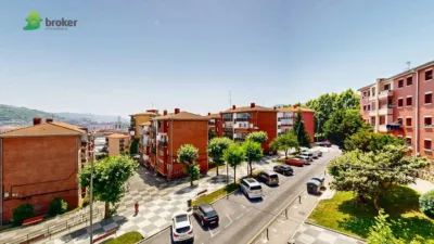 Piso en venta en Calle de Magallanes, Cruces (Barakaldo) de 310.000 €