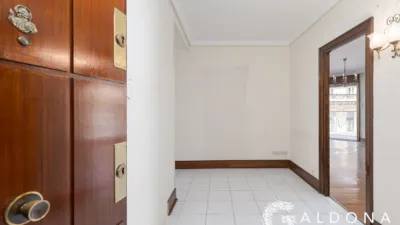 Flat on Calle de Hernani photo 3