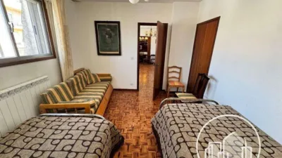 Piso en Dos Pisos Unidos Muy Céntricos Con Ascensor Villarcayo photo 16