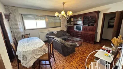 Apartment in Two Connected Floors, Very Central with Elevator in Villarcayo photo 2
