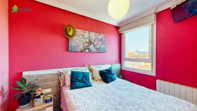 Piso en venta en San Bartolomer Etorbidea, Bagatza-San Vicente (Barakaldo) de 299.900 €