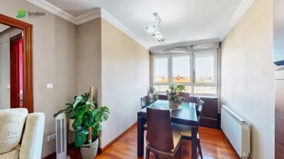 Piso en venta en San Bartolomer Etorbidea, Bagatza-San Vicente (Barakaldo) de 299.900 €