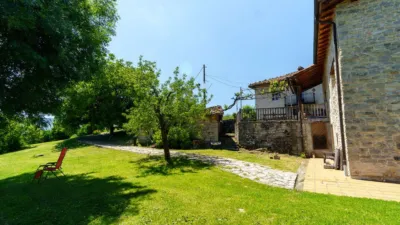 House Next to the Quejana Monumental Complex photo 7