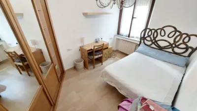 Piso en alquiler en Monasterio de Las Pelayas, Centro (Oviedo)