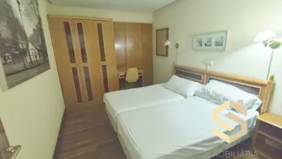 Apartment on Pedro Martínez Artola Street photo 25