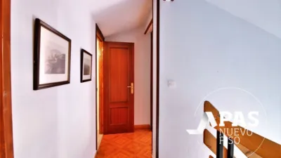 Semi-detached house on Barrio Moncobe Street photo 29