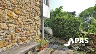 Semi-detached house on Barrio Moncobe Street photo 51