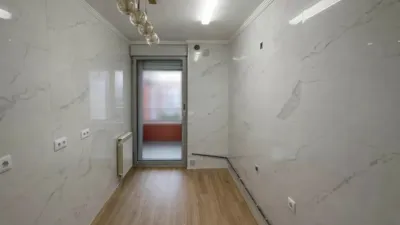 Piso en calle Martxoak 8 Etorbidea photo 8