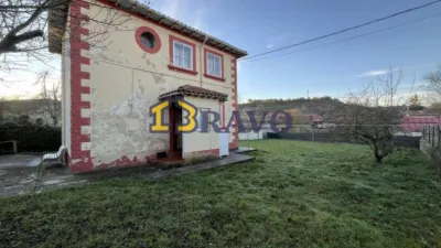 House in Poblado Oteo de Losa photo 2