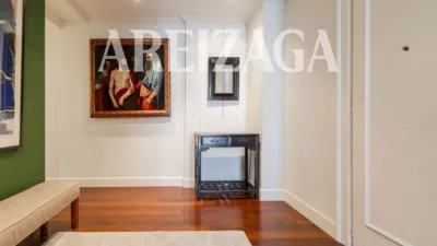 Apartment on Urbieta Street photo 19