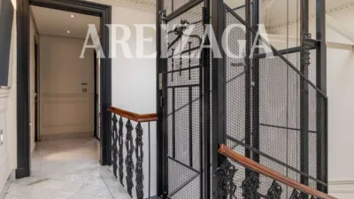 Apartment on Urbieta Street photo 31