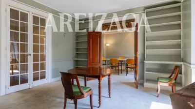 Apartment on Urbieta Street photo 10