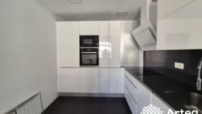 Apartment on Bidebarrieta Street photo 12