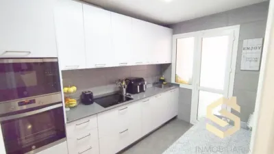 Apartment on Camilo Villabaso Street photo 8