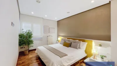 Apartment at 15 Tomás López Torregrosa Street photo 13