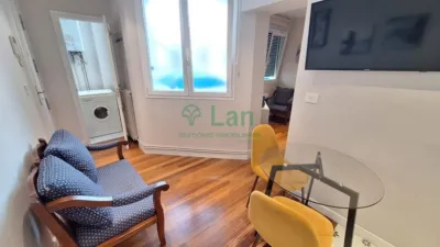 Apartment in Alameda de Urquijo photo 2