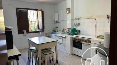 House in Single-Family Home on Ground Floor in Villaves photo 4