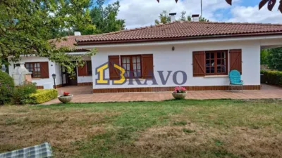 Chalet for sale in Gayangos photo 2