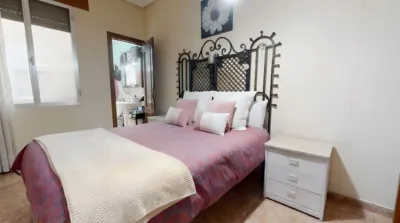 Apartment on Santa Clara Street photo 21